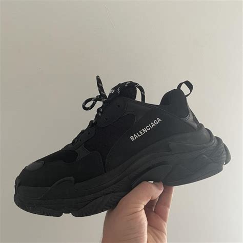 balenciaga triple black colourway